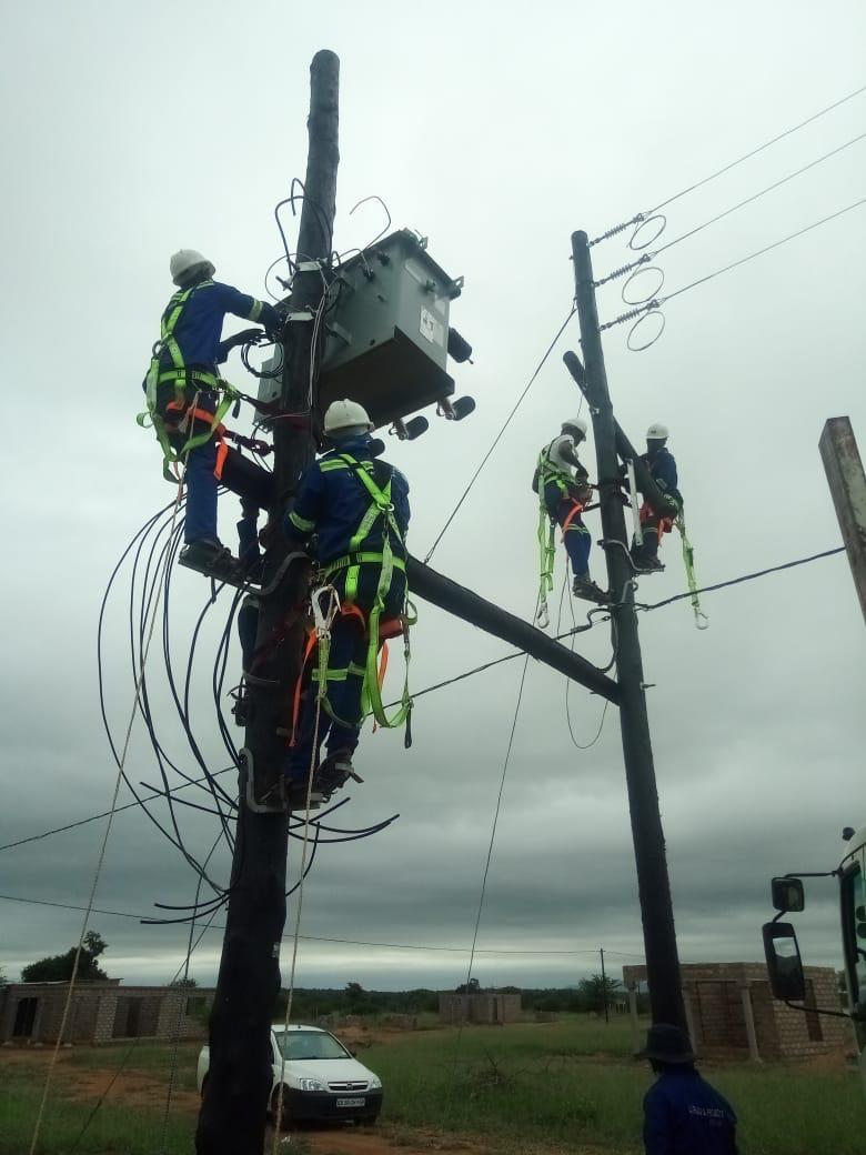 Electrification of 400 Houses in Mapuve — Image 4